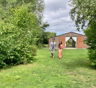 Jasmine and Vinay’s beautiful small ceremony in the gardens